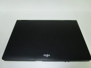 (中古PC) FUJITSU LIFEBOOK A561/D FMVA5NE6