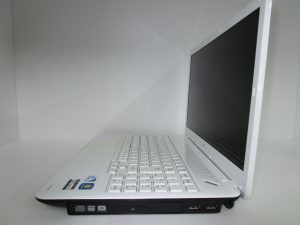 (中古PC) NEC LaVie LS150/C PC-LS150CS1YW