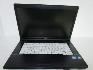 中古PC FUJITSU LIFEBOOK A572E