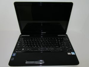 中古PC TOSHIBA dynabook T350/34AB PT35034ASFB